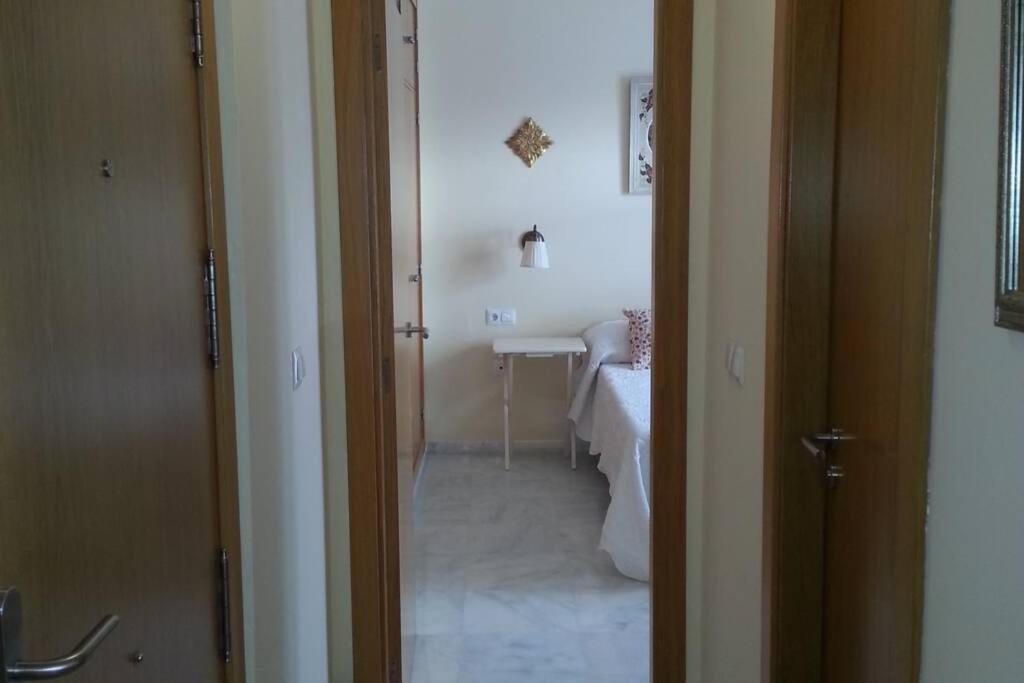 Apartamento clásico, cerca a Jardines de Murillo Sevilla Exterior foto