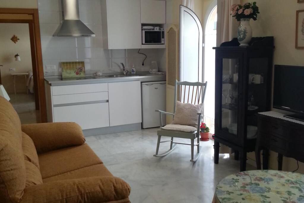 Apartamento clásico, cerca a Jardines de Murillo Sevilla Exterior foto